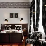 Holland House Old Town 4* Γκντανσκ