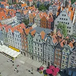 Holland House Old Town 아파트호텔 4*