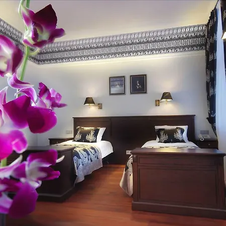 Aparthotel Holland House Old Town