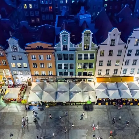Aparthotel Holland House Old Town 4*