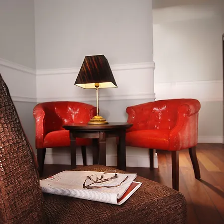 Aparthotel Holland House Old Town 4*