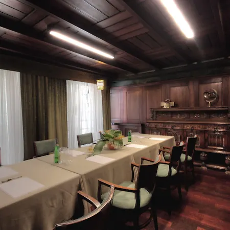 Lejlighedshotel Holland House Old Town 4*