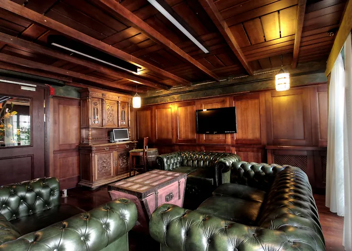 Holland House Old Town 格但斯克