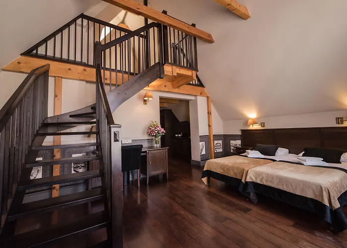 Holland House Old Town