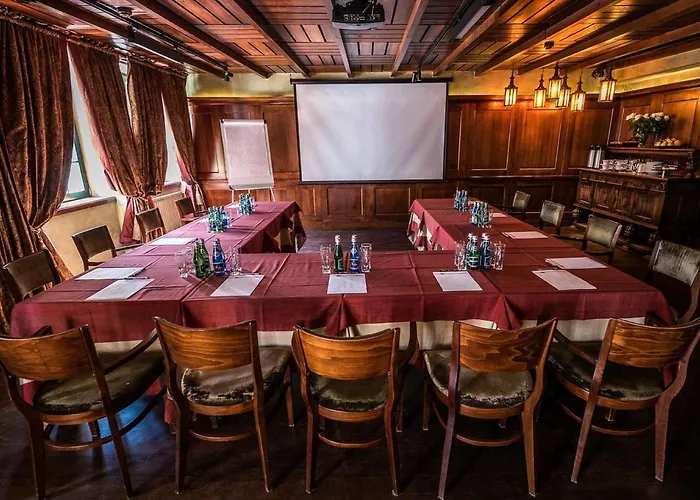 Holland House Old Town