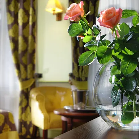 Holland House Old Town 4* Gdansk