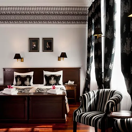 Holland House Old Town 4* Gdansk