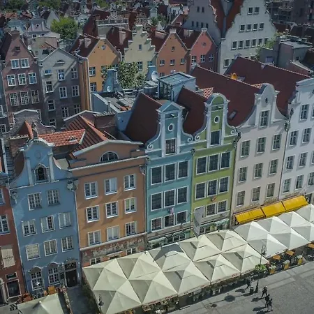 Holland House Old Town